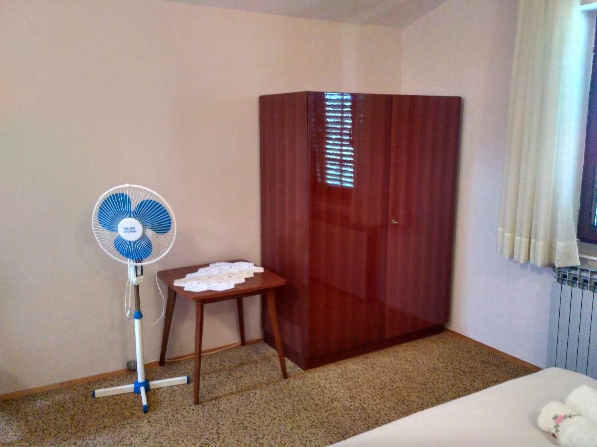 Sukošan Apartmani Tonica מראה חיצוני תמונה